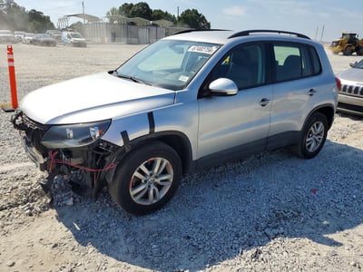 WVGBV7AX6GW****** 2016 Volkswagen Tiguan