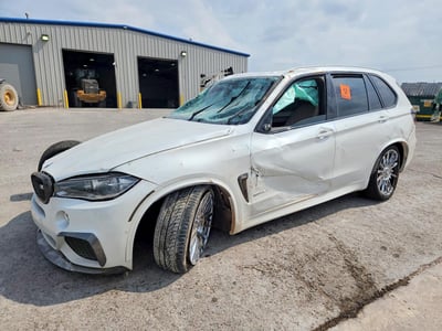 5UXKR0C5XJL****** 2018 BMW X5