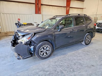 JF2SKADC3RH****** 2024 Subaru Forester