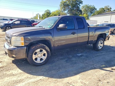 1GCRKSE34BZ****** 2011 Chevrolet Silverado