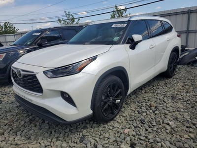 5TDGZRAH9MS****** 2021 Toyota Highlander