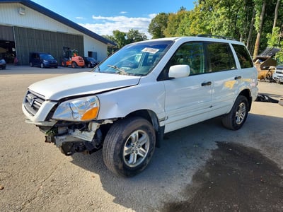 2HKYF18555H****** 2005 Honda Pilot