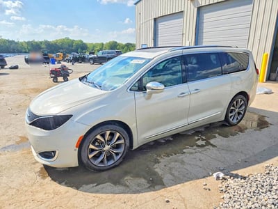 2C4RC1GG2HR****** 2017 Chrysler Pacifica