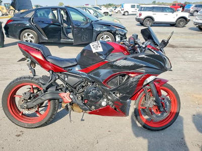 JKAEXEJ17HD****** 2017 Kawasaki Ex650
