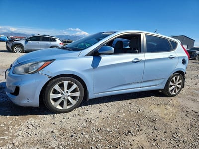 KMHCU5AE1CU****** 2012 Hyundai Accent