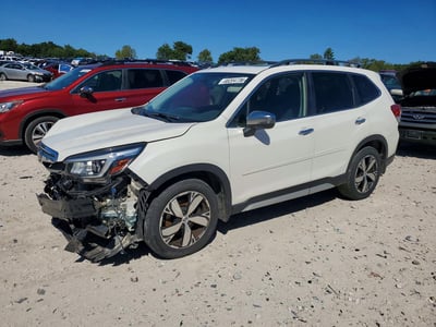 JF2SKAWC3KH****** 2019 Subaru Forester