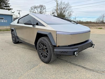 7G2CEHEE3RA****** 2024 Tesla Cybertruck