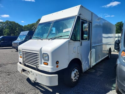 4UZAAPDUXCC****** 2012 Freightliner MT45 Chassis