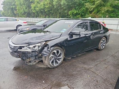 1HGCR2F98GA****** 2016 Honda Accord