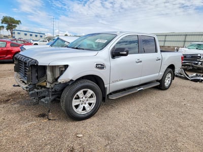 2017 Nissan Titan