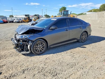 3KPF54AD8RE****** 2024 Kia Forte