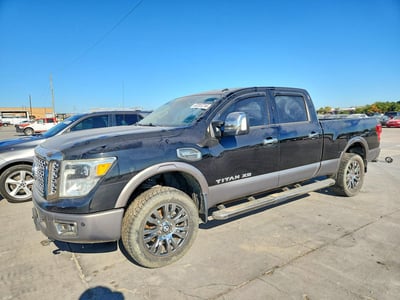 1N6AA1F41HN****** 2017 Nissan Titan