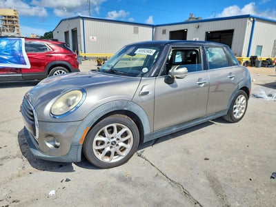 WMWXU1C54J2****** 2018 MINI Cooper
