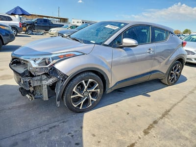 NMTKHMBX3JR****** 2018 Toyota C-HR