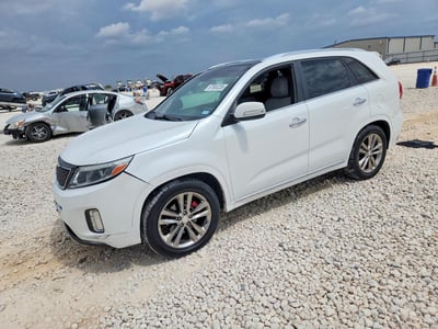 5XYKW4A73EG****** 2014 Kia Sorento