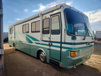 1RF120416W2****** 1998 Roadmaster S-series Monocoque