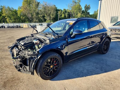 WP1AG2A53JL****** 2018 Porsche Macan