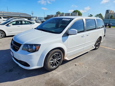 2C4RDGBG3HR****** 2017 Dodge Grand Caravan