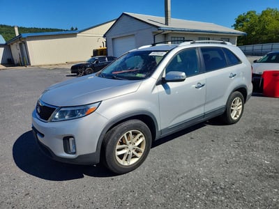 5XYKT4A77EG****** 2014 Kia Sorento