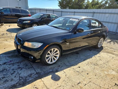 WBAPK7C59BA****** 2011 BMW 3 Series