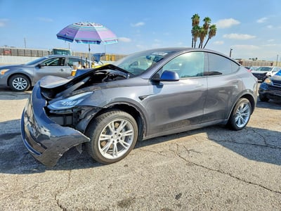 5YJYGDEE9LF****** 2020 Tesla Model Y