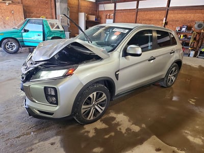 JA4ARUAU3NU****** 2022 Mitsubishi Outlander