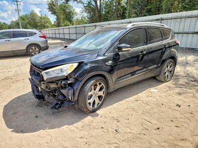 1FMCU9J96JU****** 2018 Ford Escape