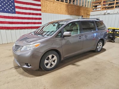 5TDDK3DC6ES****** 2014 Toyota Sienna
