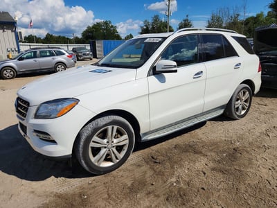 4JGDA5JB7FA****** 2015 Mercedes-Benz M-Class
