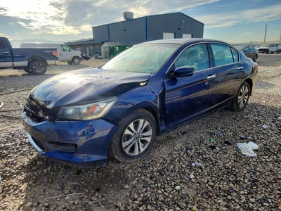 1HGCR2F37FA****** 2015 Honda Accord