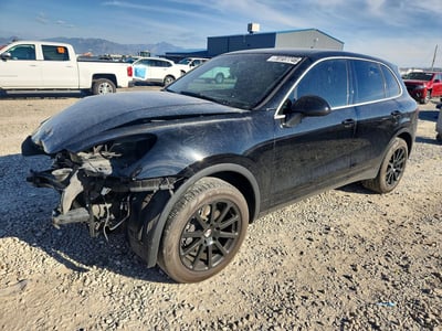 WP1AA2A25EL****** 2014 Porsche Cayenne