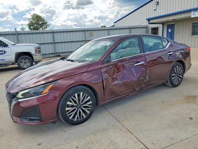 2025 Nissan Altima