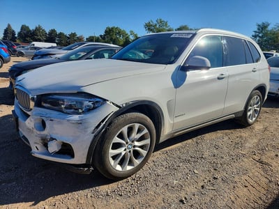 5UXKR0C56J0****** 2018 BMW X5