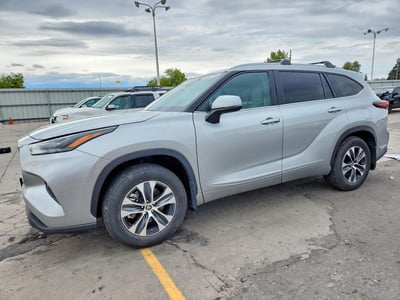 5TDKDRBH8RS****** 2024 Toyota Highlander
