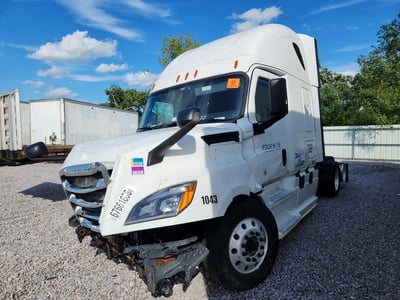 3AKJHHDR2KS****** 2019 Freightliner Cascadia