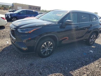 5TDKDRAH4PS****** 2023 Toyota Highlander