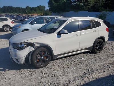 WBXHU7C32J5****** 2018 BMW X1