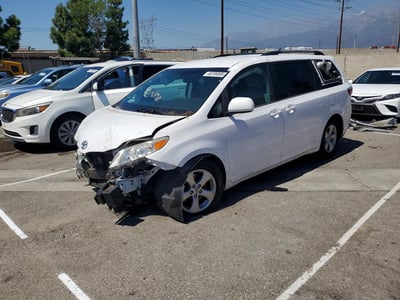 2015 Toyota Sienna