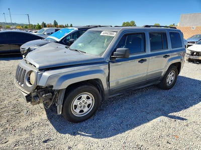 1C4NJPBA0DD****** 2013 Jeep Patriot