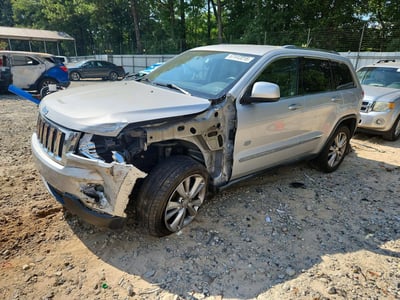 1J4RR4GG9BC****** 2011 Jeep Grand Cherokee