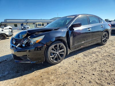 1N4AL3APXHN****** 2017 Nissan Altima