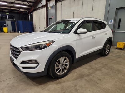 KM8J3CA28GU****** 2016 Hyundai Tucson