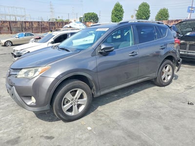 2T3WFREV5FW****** 2015 Toyota RAV4