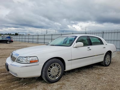 2LNHM82V99X****** 2009 Lincoln Town Car