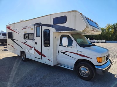 1FDXE45S27D****** 2007 Ford E-450