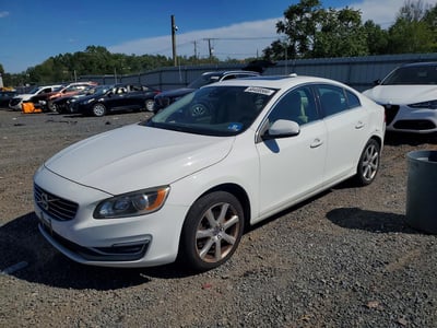 YV1612TK1G2****** 2016 Volvo S60