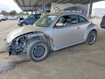 2012 Volkswagen Beetle
