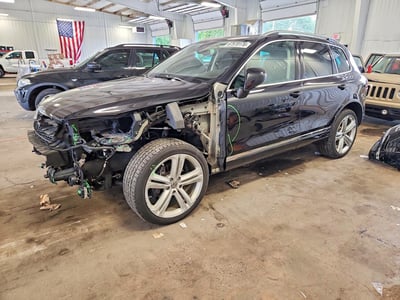 WVGGF7BPXHD****** 2017 Volkswagen Touareg