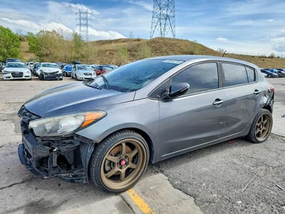 KNAFZ5A35G5****** 2016 Kia Forte5