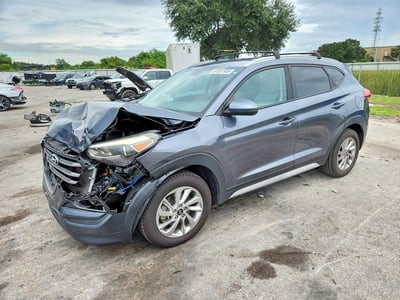 KM8J33A48JU****** 2018 Hyundai Tucson